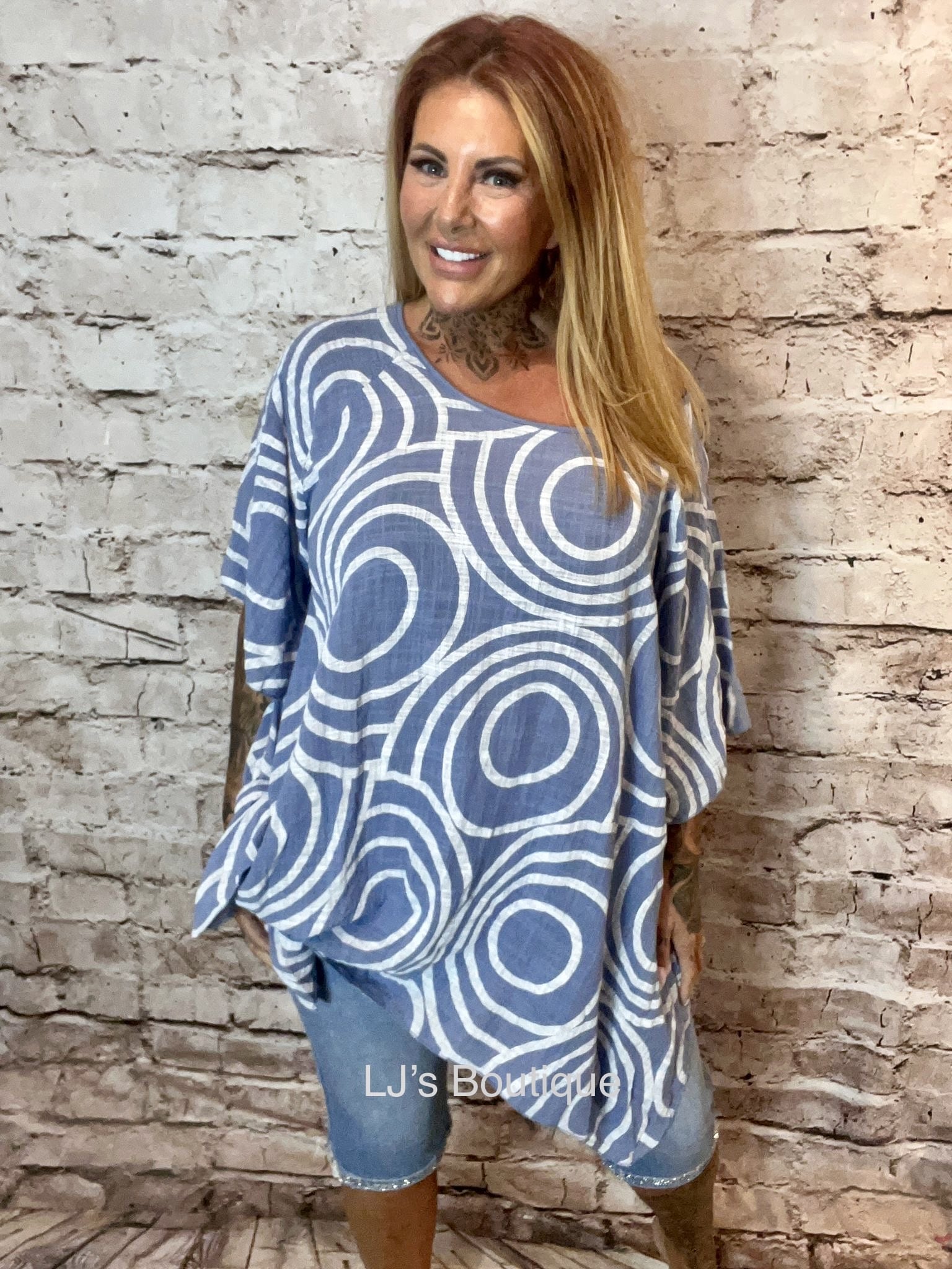 Jamelia Tunic best fits 14-22 - LJ's Ladies Boutique